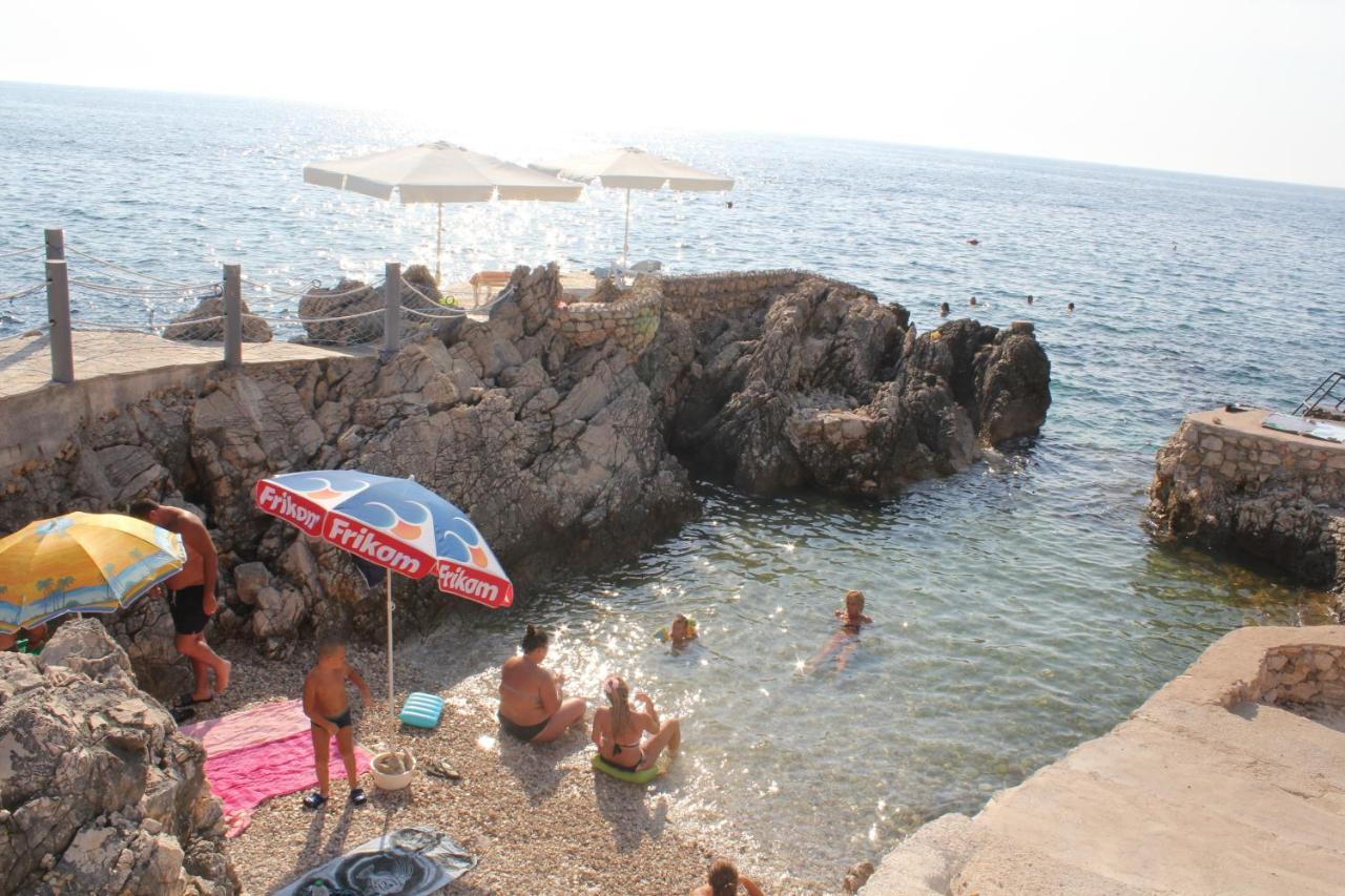 Anna Apartment Utjeha Εξωτερικό φωτογραφία