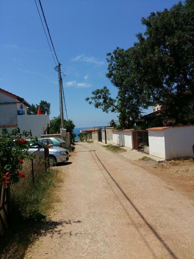 Anna Apartment Utjeha Εξωτερικό φωτογραφία