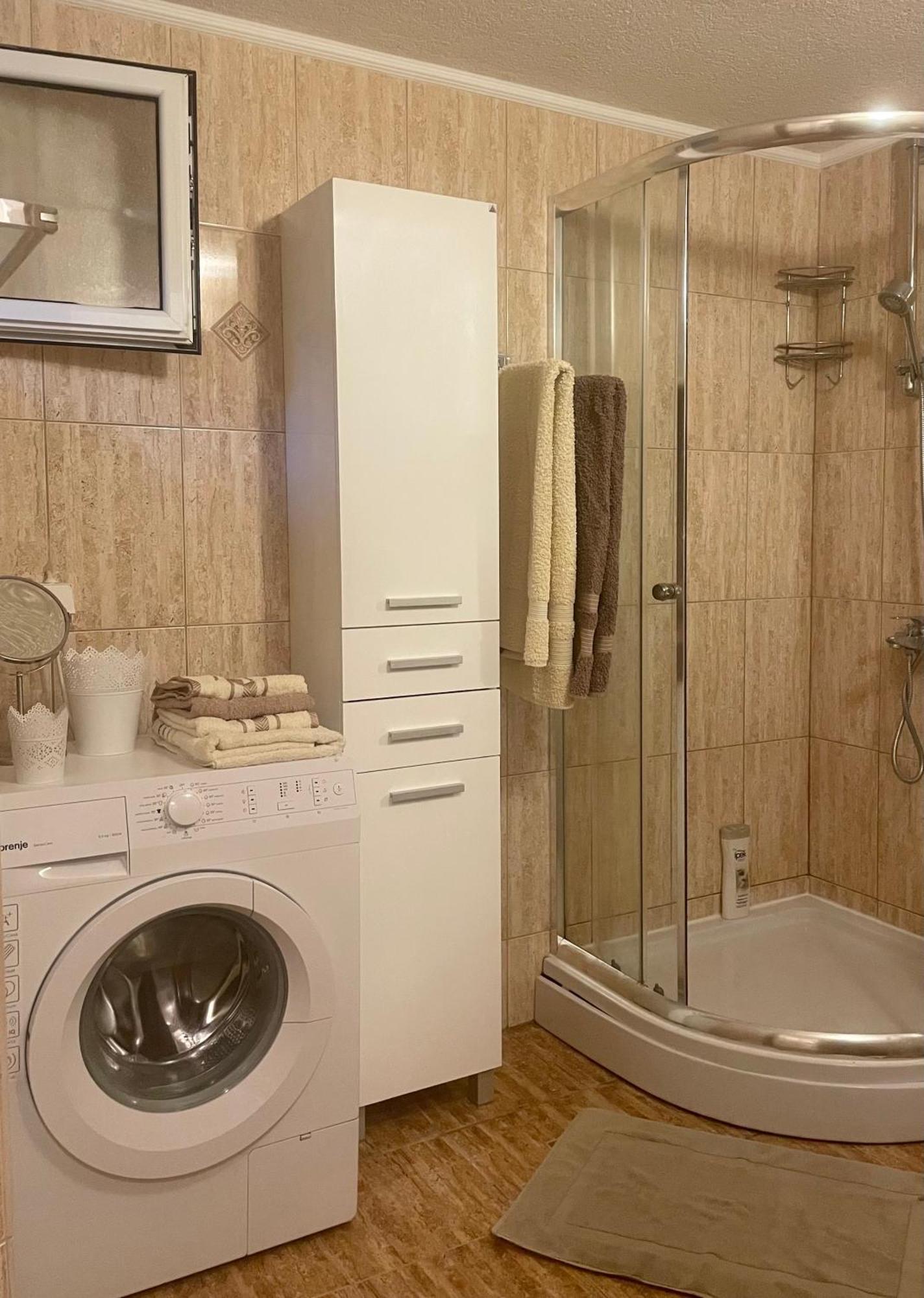 Anna Apartment Utjeha Εξωτερικό φωτογραφία